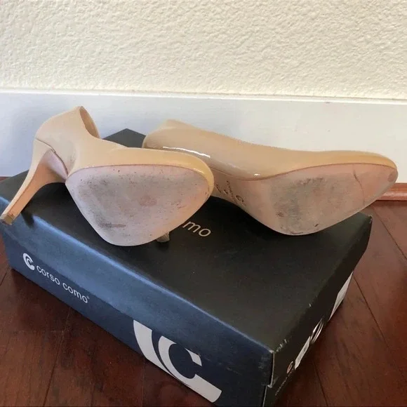Corso Como Nude Patent Leather Almond Toe Pumps Size 7 M - Picture 10 of 10